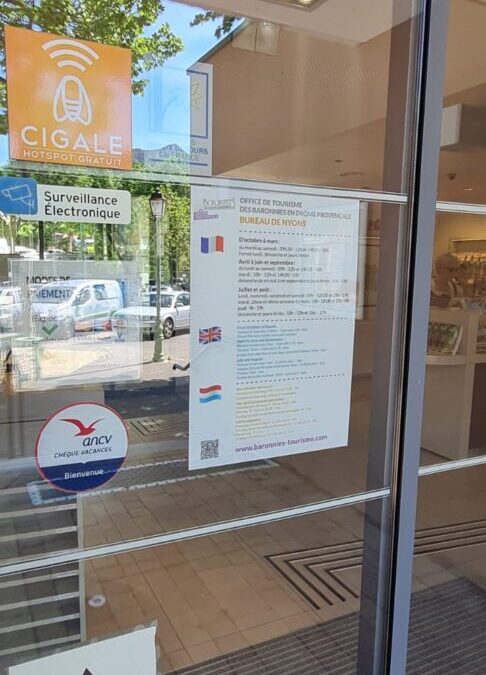 STICKER VITRINE, VITROPHANIE