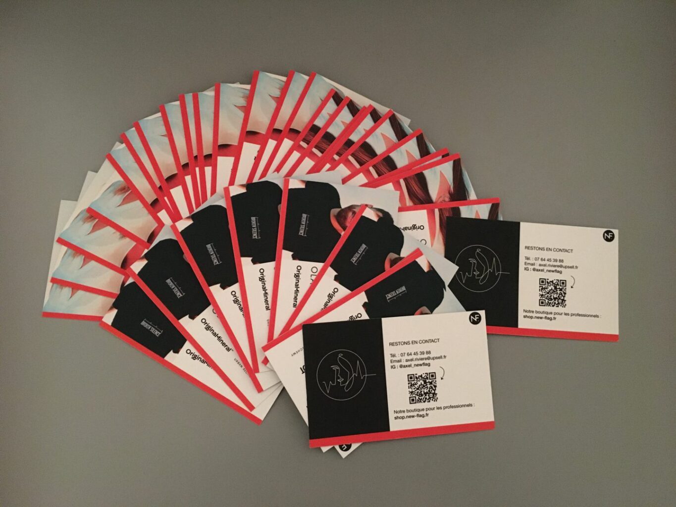 4 MODÈLES DE CARTES DE VISITE